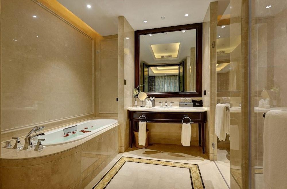 Hangzhou Capital Star Hotel Exterior photo