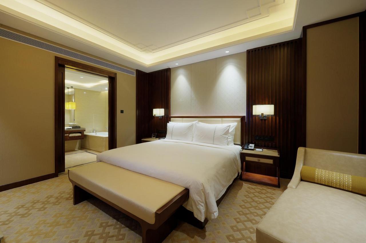 Hangzhou Capital Star Hotel Exterior photo